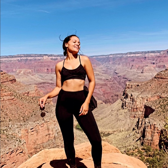 Meet your Posher, Karen - Picture 2 of 2